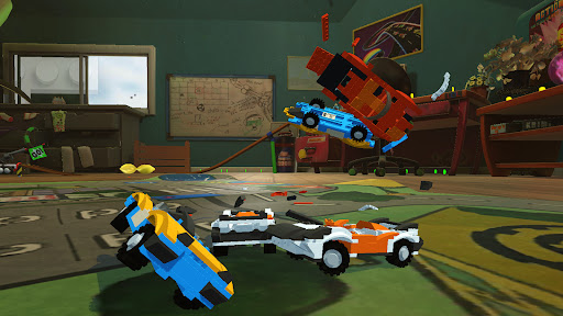 Blocky Toy Car Crash Online