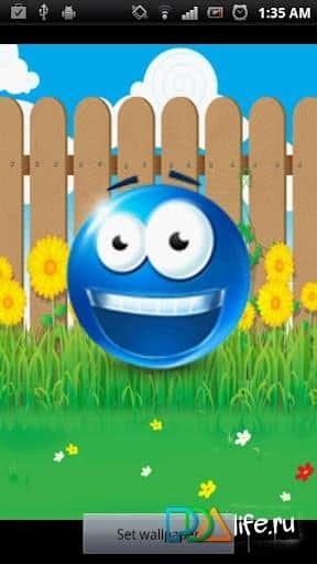 Crazy Smiley Live Wallpaper