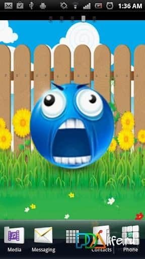 Crazy Smiley Live Wallpaper